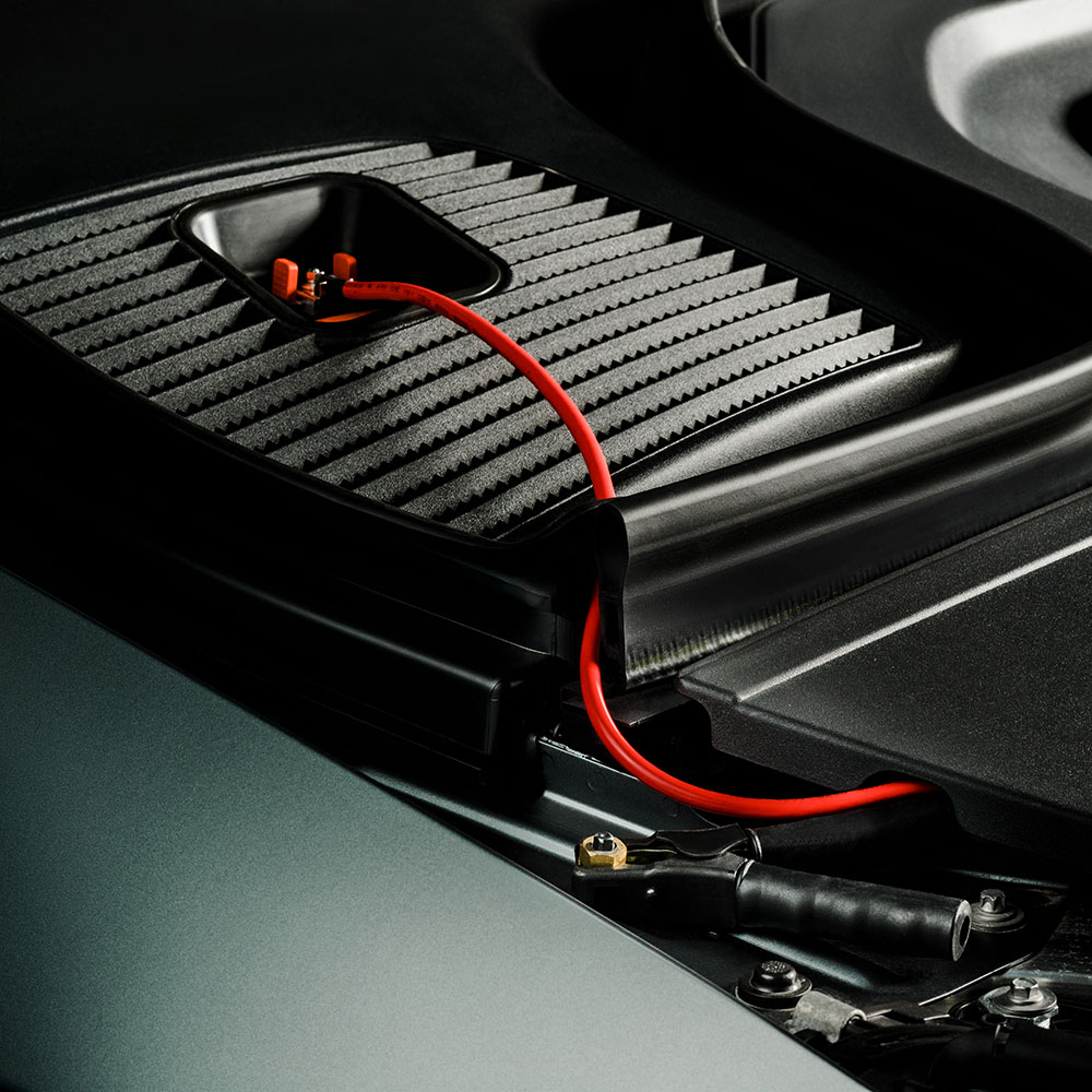 SCH_in.car.Mercedes_clip_Defa_0022_