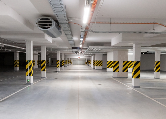 Garage with industry lighting